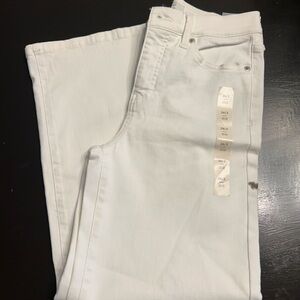 Banana Republic Petite Wide-Leg High-Rise Jeans - White. Size 26/2 Petite